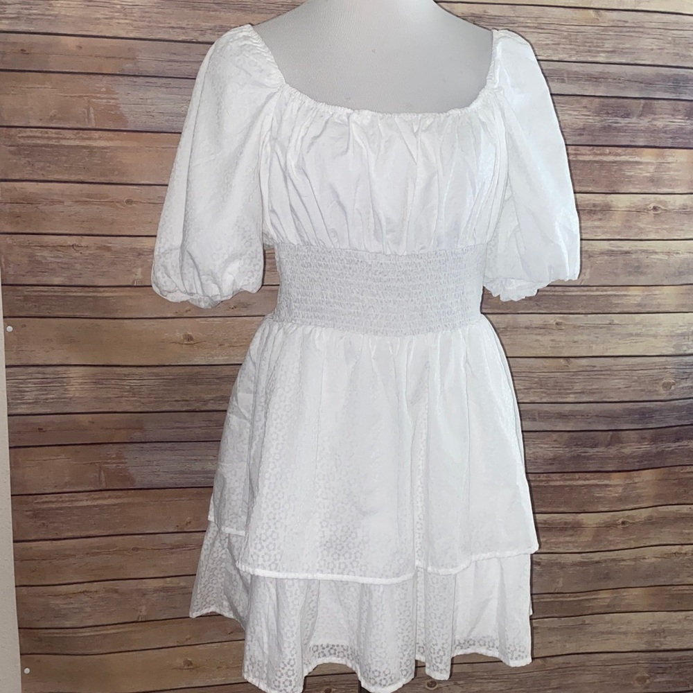 NWOT LuLus  Lined Dress With Smocking Detail - Picture 2 of 7